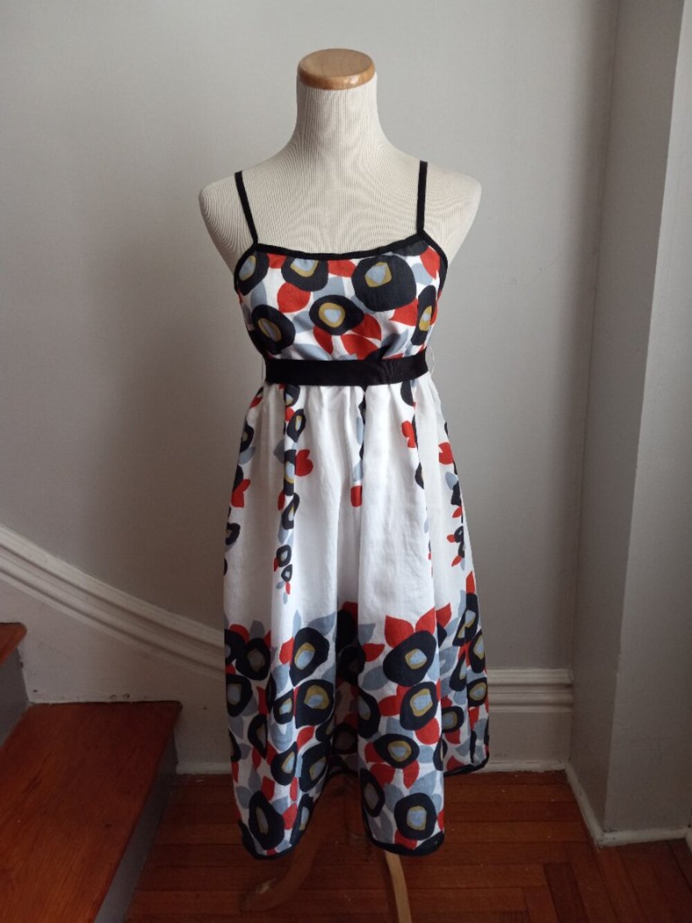 MINUET WHITE PRINT COTTON BLEND SPAGHETTI STRAP DRESS NWOT M